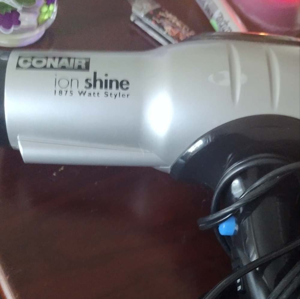Hair dryer